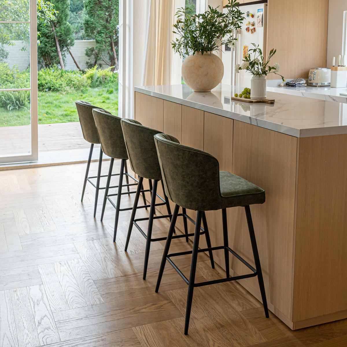 Cameo Counter & Bar Stools (Set of 2)